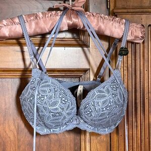 Victoria's Secret Bombshell Push-Up
Strappy Ribbon Plunge Bra Mauve Lace, 34C